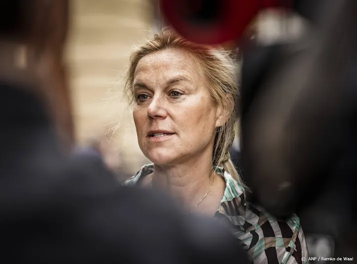 nederland bezorgd over afghanistan neemt eu medewerkers op