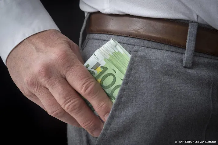 nederland krijgt er meer pr bureaus en industrieel ontwerpers bij