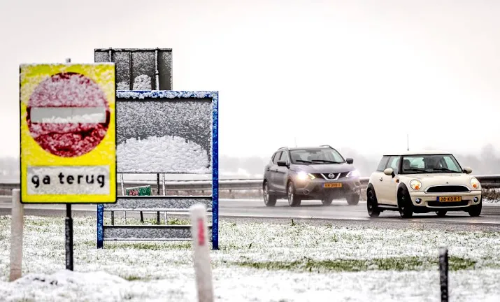 nederland maakt zich op voor sneeuw