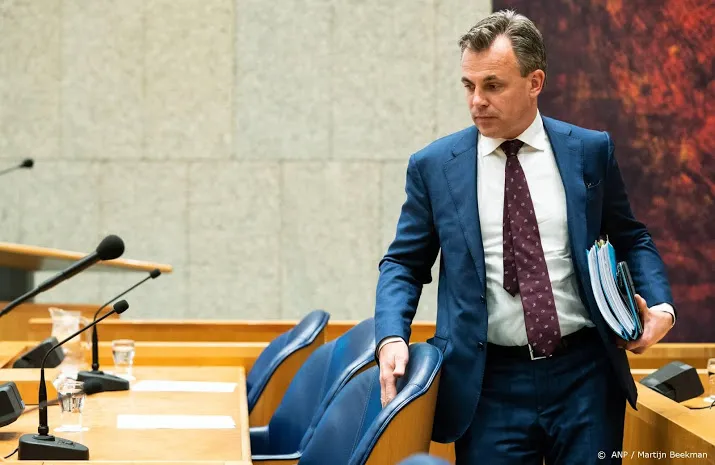 nederland moet haatprediker tegenhouden