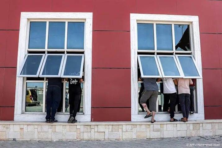 nederlanders hebben gaza niet verlaten via open grens met egypte