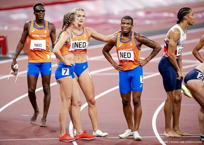 nederlands team vierde op 4400 meter gemengde estafette