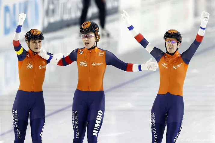 nederlandse schaatssters pakken wk goud op achtervolging