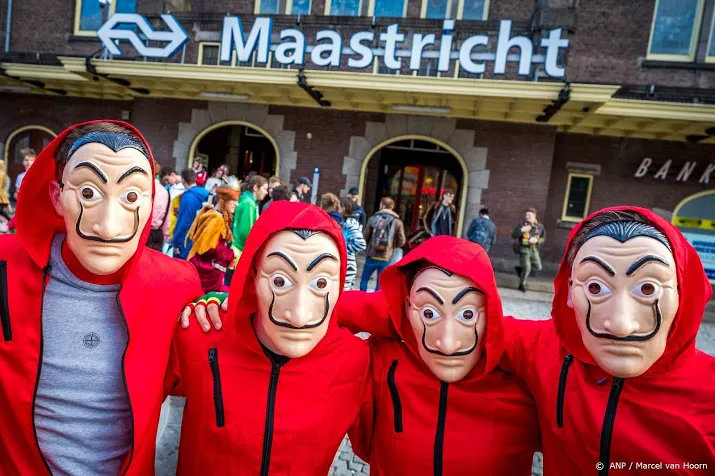 netflixhelden rukken op met carnaval
