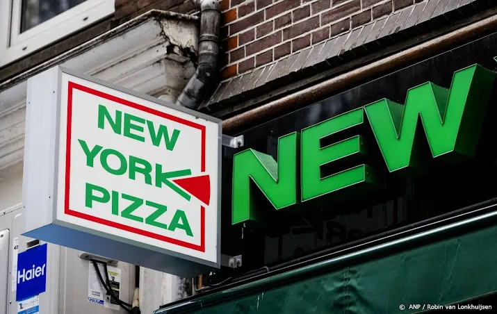 new york pizza koopt twee duitse pizzaketens