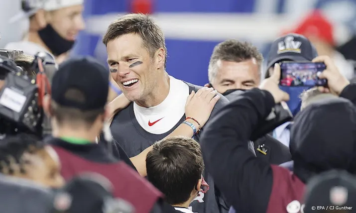 nfl icoon brady gaat na uitschakeling nadenken over toekomst