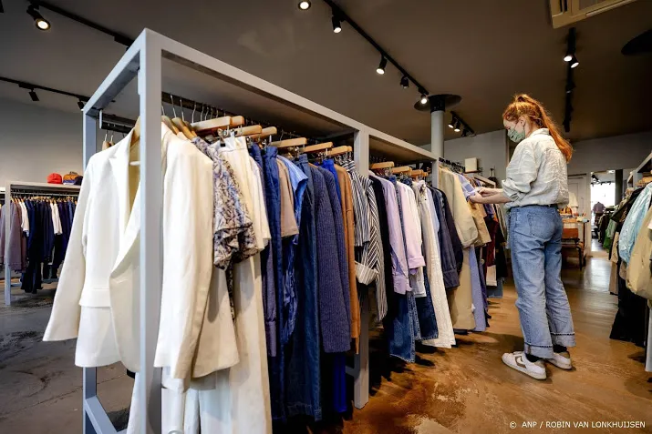 niet essentiele winkels weer open zonder afspraak