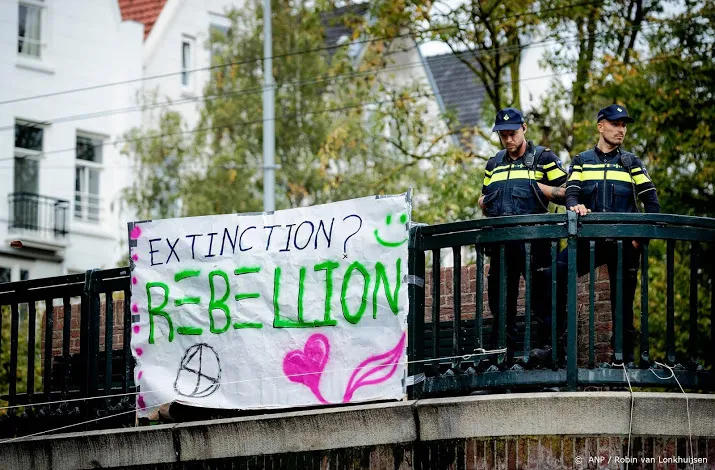 nieuwe actie klimaatactivisten in amsterdam