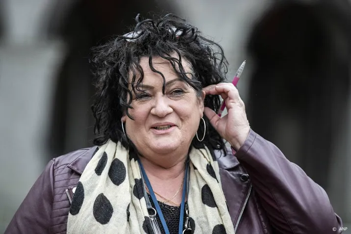 nieuwkomer van der plas wil hele tweede kamer in appgroep