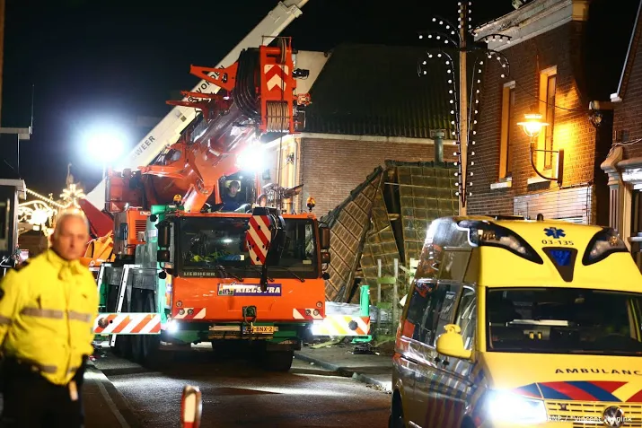 nog jongetje zoek in ingestort pand coevorden
