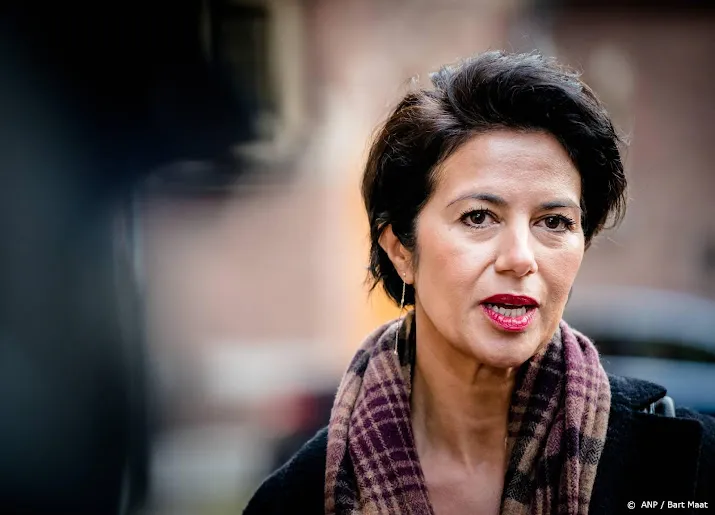 npo sluit zich aan bij overleg over gedragscode voor omroepsector