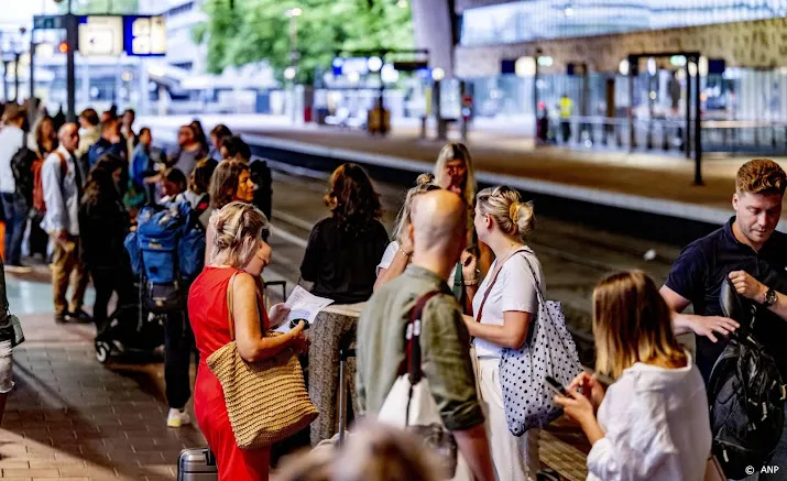 ns eerste effecten staking buiten zuid holland worden merkbaar