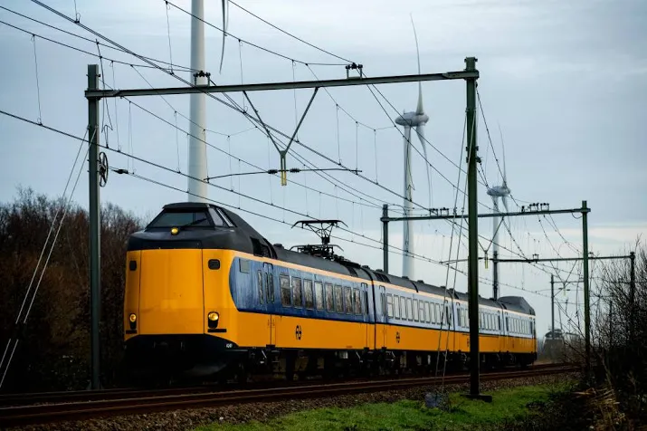 ns verhaalt miljoenen aan schade op vandalen