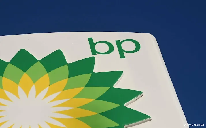 oliewerkers boorplatformen bp in noordzee zien af van staking