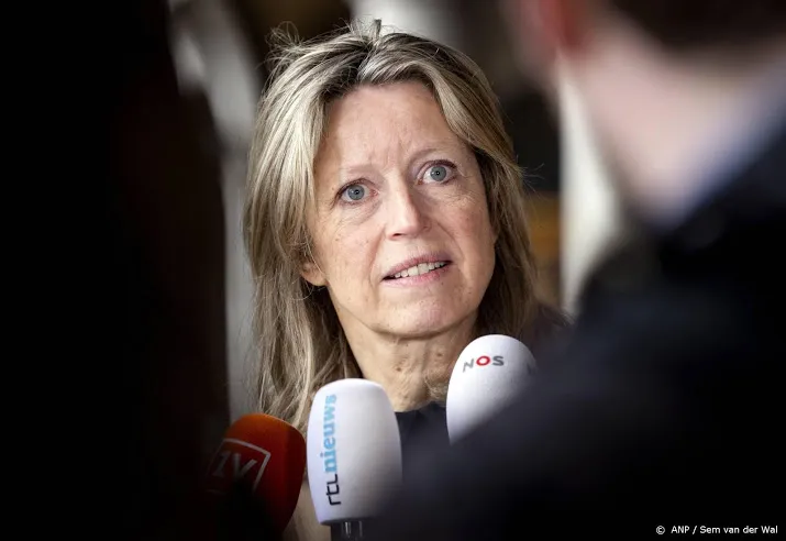ollongren blij met opkomst verkiezingen maatregelen erin houden
