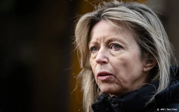 ollongren we moeten toegerust zijn op blijvende dreiging rusland
