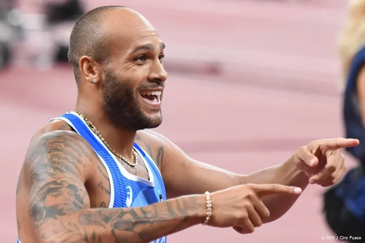 olympisch kampioen op 100 meter wint bij rentree