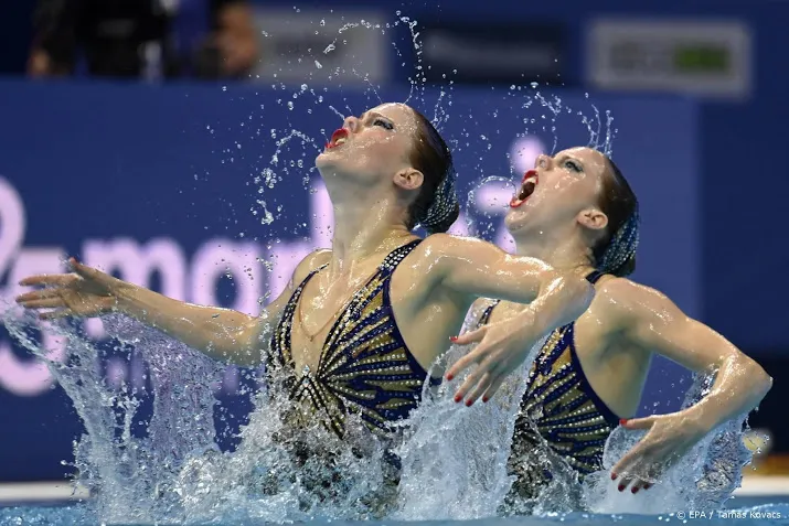 olympisch ticket voor synchroonzwemsters de brouwer