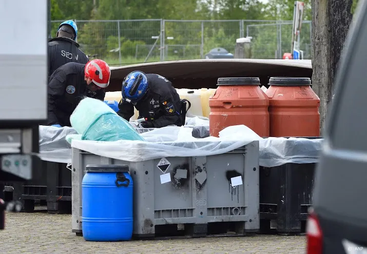 om eist 4 jaar cel tegen schipper drugsboot in moerdijk