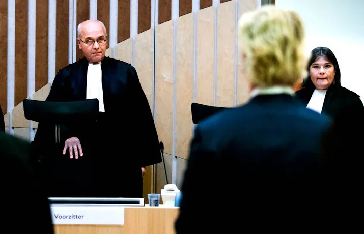 om geen bemoeienis politiek met zaak wilders