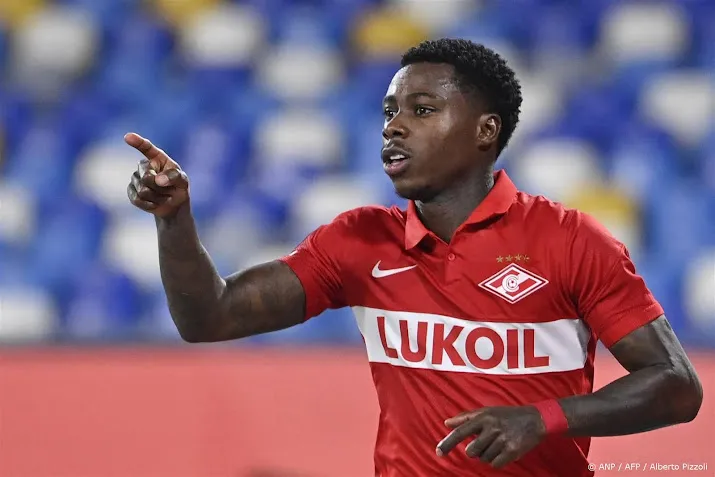 om niet bekend of promes boete krijgt en dubai mag verlaten
