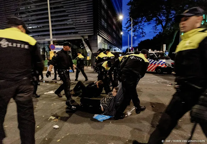 om vervolgt opgepakte volkskrantjournalist niet