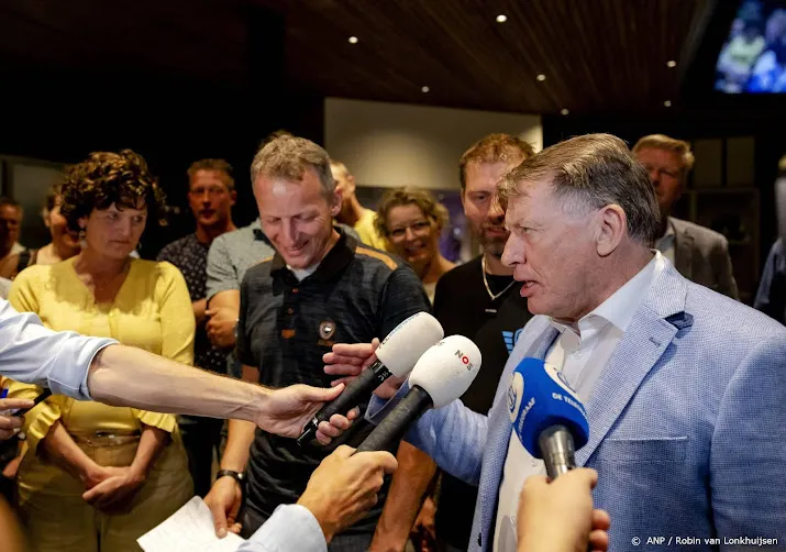 om voorziet meer boerenprotesten bij negatieve uitkomst overleg