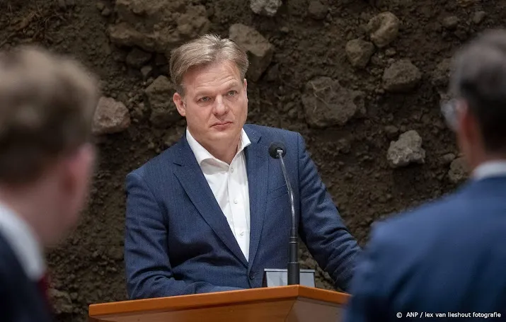 omtzigt neemt meer tijd voor besluit over politieke toekomst