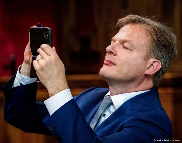 omtzigt van huffelen wist al eerder van andere zwarte lijsten