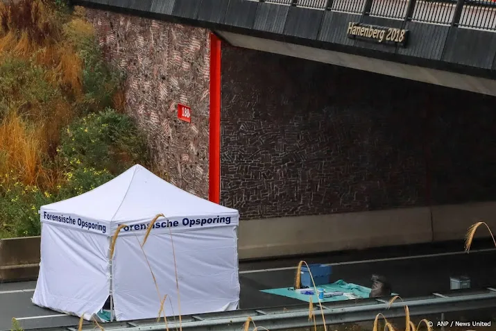 onder brug n18 in haaksbergen gevonden dode is 62 jarige vrouw