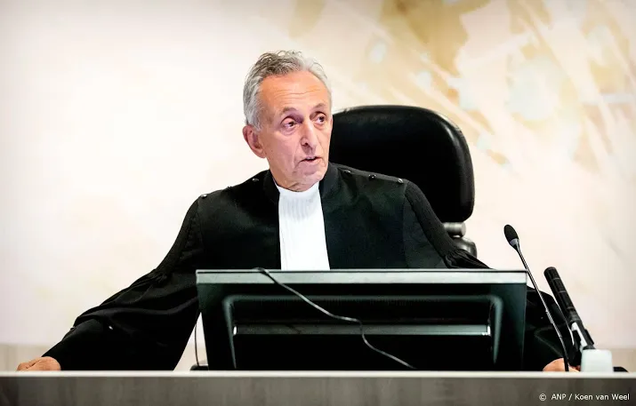 onderscheiding voor holleeder rechter wieland