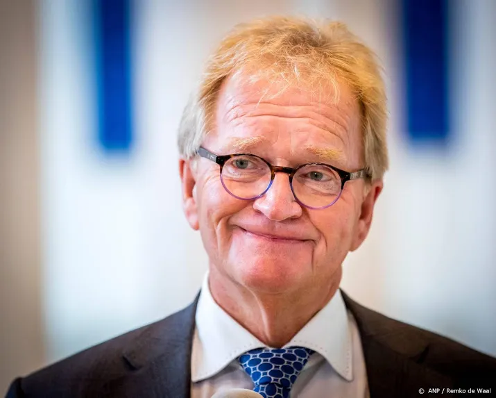 onderscheiding voor voormalig voorzitter vno ncw hans de boer