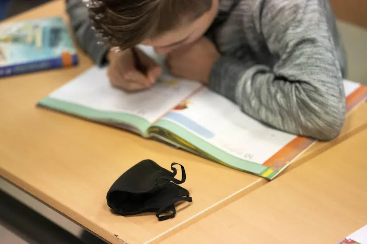 onderwijsbond geen hybride onderwijs in vervroegde kerstvakantie
