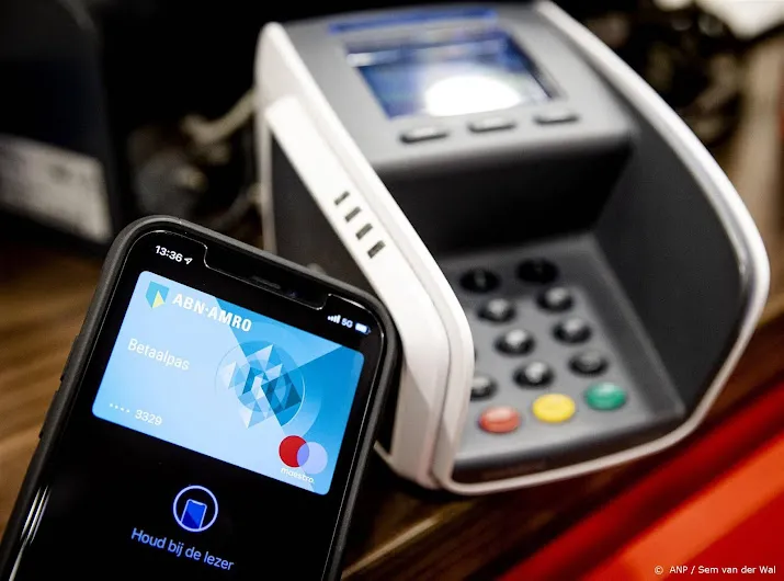 onderzoek mobiel betalen bijna even populair als met contant geld