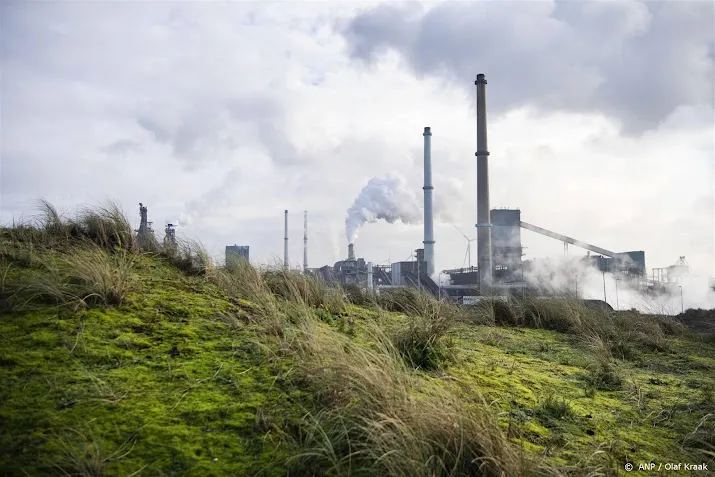 onderzoeksraad deelt rapport over gevaren industriele uitstoot