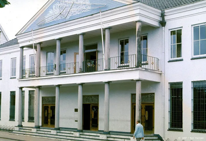 onrust bij surinaamse centrale bank