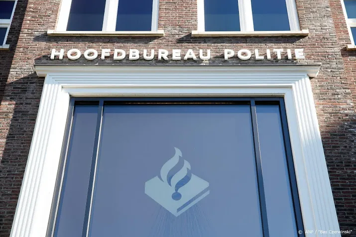 ontslag or voorzitter politie houdt stand