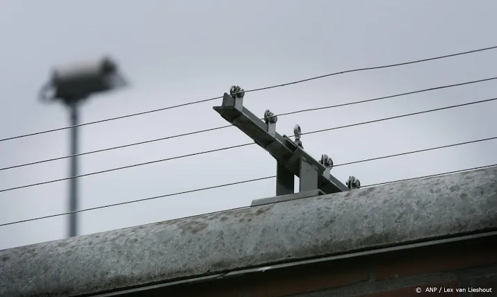 ontsnapte tbser van z opgepakt in parijs