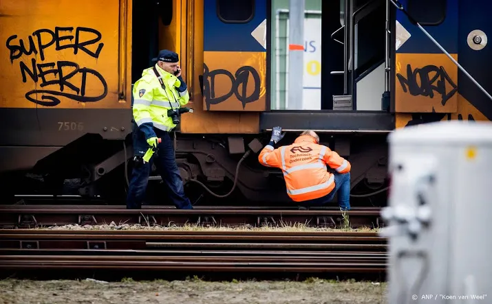 ontsporing geen treinen den haag utrecht tot maandagochtend