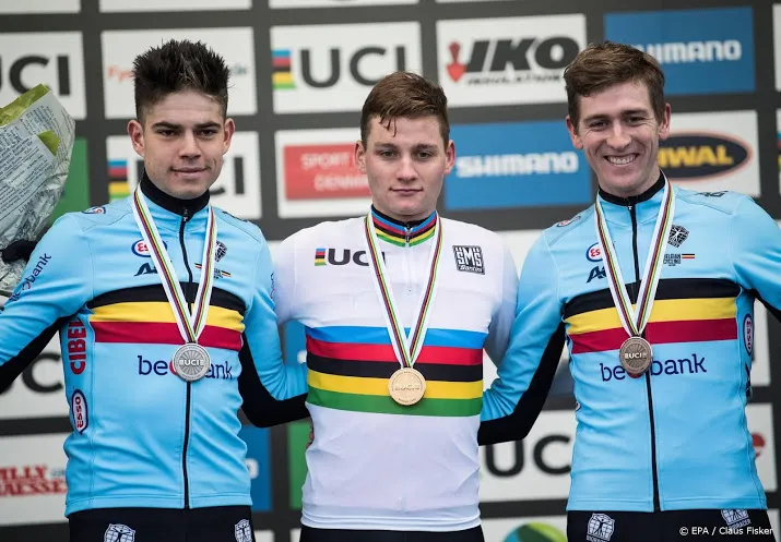 onttroonde van aert roemt van der poel