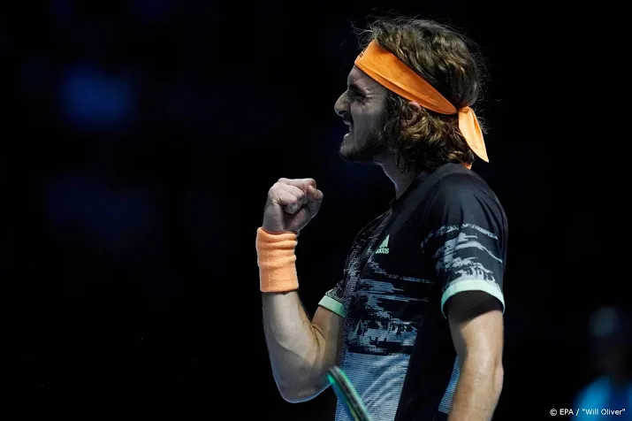 ook tsitsipas naar laatste vier bij atp finals