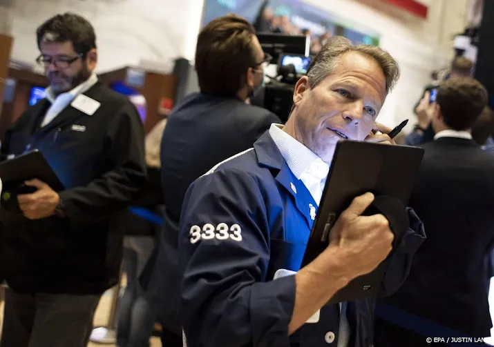ook wall street toont herstel na koersval vanwege omikron variant