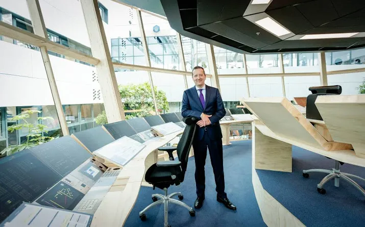 openhartoperatie voor verkeerstoren schiphol