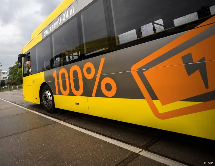 opmars elektrische bus vertraagd door corona