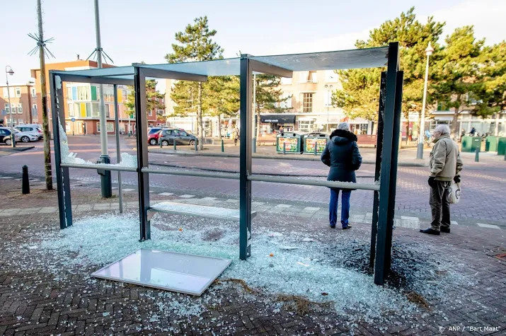 opnieuw harde aanpak raddraaiers tijdens oud en nieuw