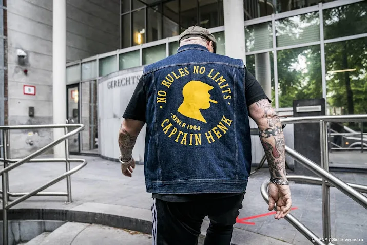 opnieuw jarenlange celstraffen voor no surrender leiders
