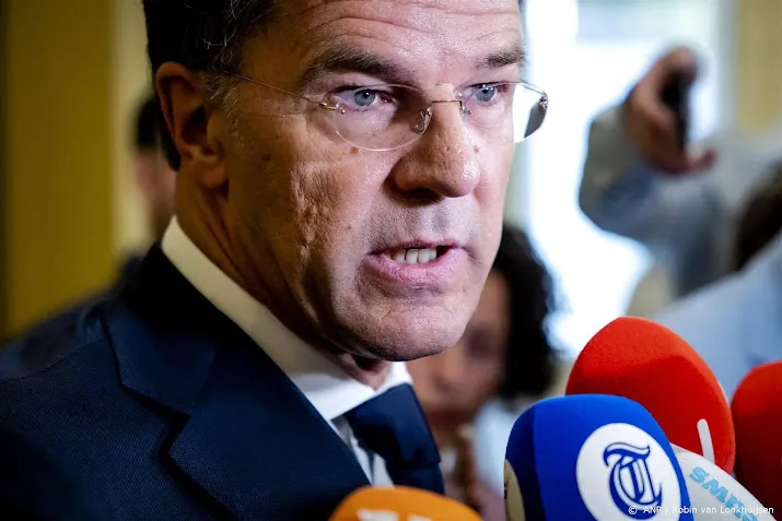 oppositie over vertrek van rutte verstandig besluit