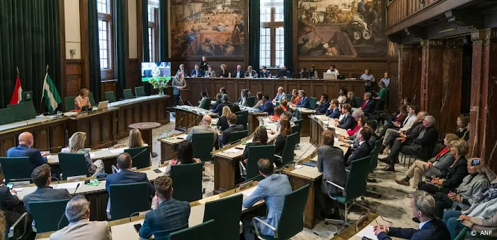 oppositie rotterdam wil meer asielzoekers in stad huisvesten