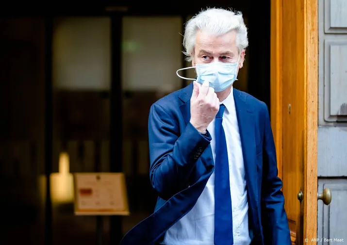 oppositiepartijen kritisch over zwalkend coronabeleid
