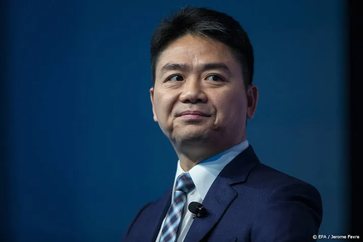 oprichter chinees techbedrijf jd com schikt in verkrachtingszaak